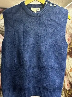Pull bleu sans manches