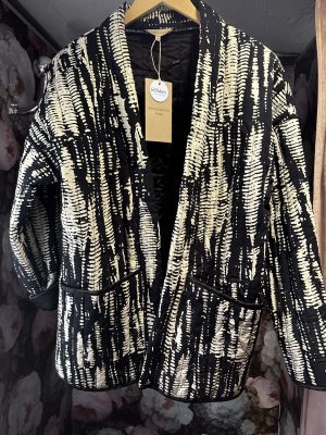 Veste matelassée noire et beige (exclu web)